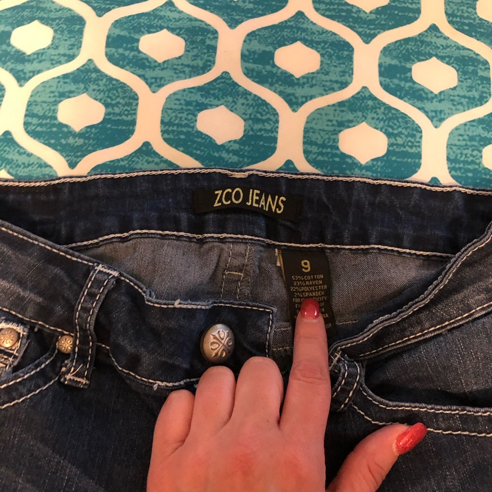 Capris - Picture 2 of 3